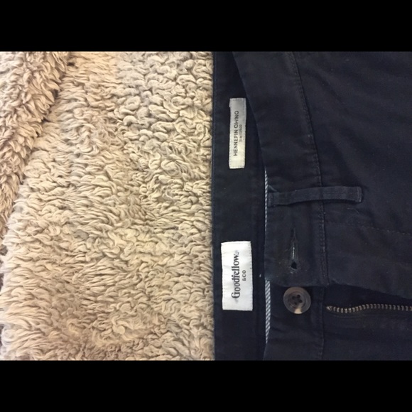 Chinos - Picture 2 of 4